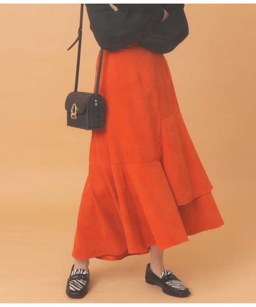 CHILLE（チル）の「ピーチ起毛アシンメトリーフレアスカート（スカート・レディース・グリーン/ブルー/オレンジ・FREE）」の3枚目の写真