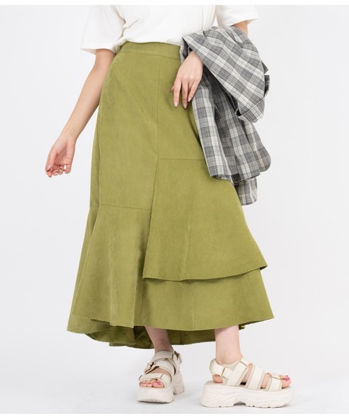 CHILLE（チル）の「ピーチ起毛アシンメトリーフレアスカート（スカート・レディース・グリーン/ブルー/オレンジ・FREE）」の4枚目の写真