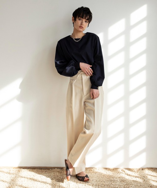ReNorm（リノーム）の「ボリュームスリーブプルオーバー（Tシャツ/カットソー・レディース・ホワイト/ネイビー・フリー）」の9枚目の写真