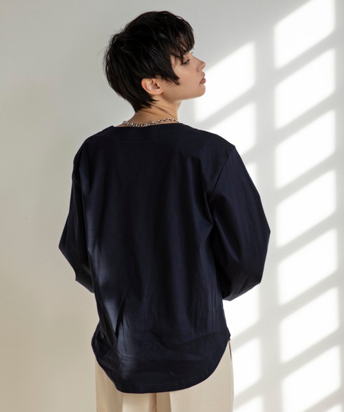 ReNorm（リノーム）の「ボリュームスリーブプルオーバー（Tシャツ/カットソー・レディース・ホワイト/ネイビー・フリー）」の8枚目の写真