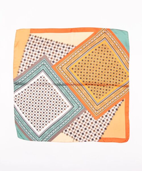 LBC(エルビーシー)の「フラワーMIXスカーフ(バンダナ/スカーフ・レディース・ネイビー/ピンク/オレンジ・FREE)」の11枚目の写真