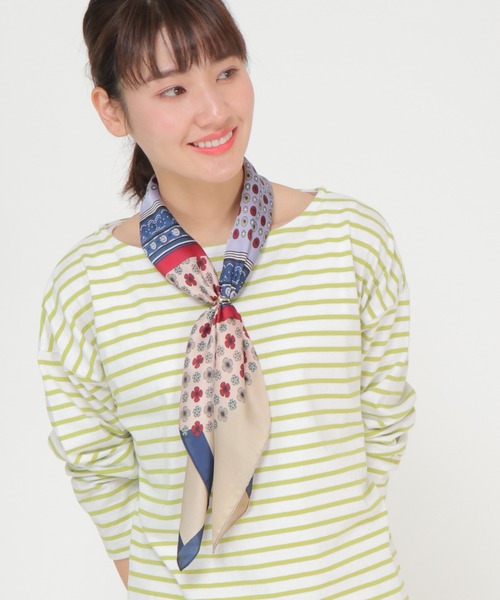 LBC(エルビーシー)の「フラワーMIXスカーフ(バンダナ/スカーフ・レディース・ネイビー/ピンク/オレンジ・FREE)」の6枚目の写真