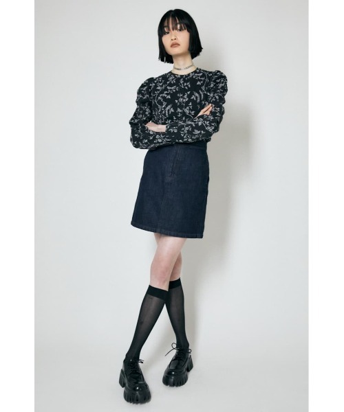 MOUSSY（マウジー）の「CLASSIC ALINE MINI スカート（デニムスカート・レディース・オフホワイト/ワンウォッシュ・1/2/0）」の5枚目の写真