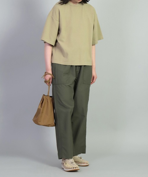 KEEN（キーン）の「[ KEEN ] UNEEK womens（サンダル・レディース・ブラック/イエロー・65/75/70/60）」の18枚目の写真