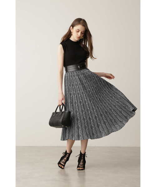 PINKY&DIANNE（ピンキーアンドダイアン）の「◆ボトルネックジャカードワンピース（ワンピース・レディース・ブラック/ブルー・38）」の20枚目の写真