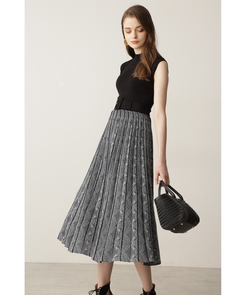 PINKY&DIANNE（ピンキーアンドダイアン）の「◆ボトルネックジャカードワンピース（ワンピース・レディース・ブラック/ブルー・38）」の11枚目の写真