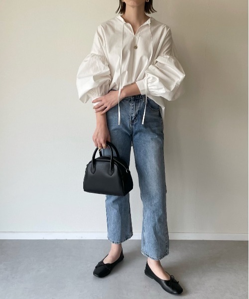 y/m by misato(イムバイミサト)の「ネックリボンボリュームスリーブブラウス(シャツ/ブラウス・レディース・ホワイト・FREE)」の8枚目の写真