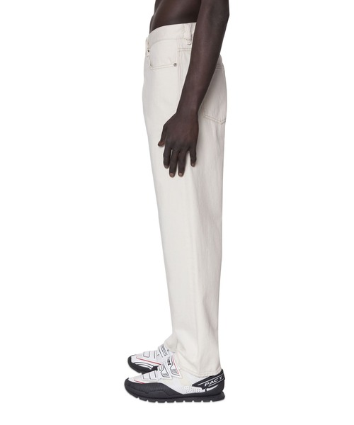 DIESEL（ディーゼル）の「DIESEL SS22 メンズ ルーズ ストレート デニムパンツ ホワイト サステナブル（デニムパンツ・メンズ・ホワイト・28inch/34inch/32inch/26inch/30inch/36inch）」の3枚目の写真