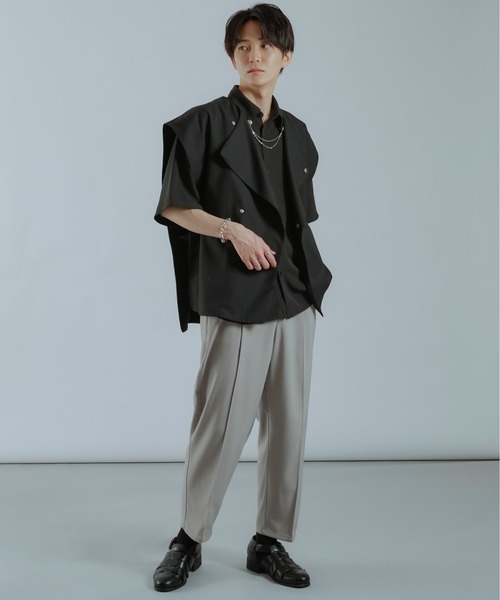 Ellno Loset(エルノロゼット)の「ベルトルーズジレ(ベスト・メンズ・ブラック/ライトグリーン・MEDIUM/LARGE)」の6枚目の写真