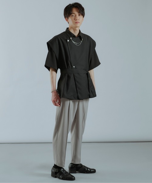 Ellno Loset(エルノロゼット)の「ベルトルーズジレ(ベスト・メンズ・ブラック/ライトグリーン・MEDIUM/LARGE)」の7枚目の写真