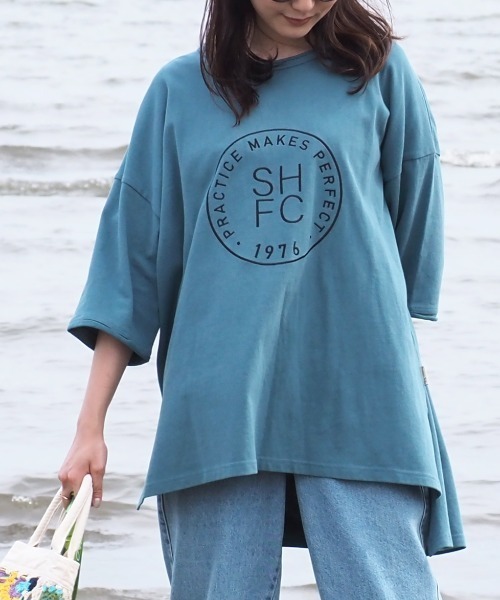 FUNALIVE（ファンアライブ）の「AMERICAN FUDGE ヘビーウェイト刺繍BIGTシャツ（Tシャツ/カットソー・レディース・ダークブルー/ブラック/ナチュラル/グレイッシュベージュ・FREE）」の2枚目の写真