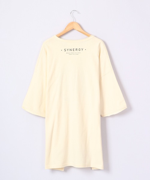 FUNALIVE（ファンアライブ）の「AMERICAN FUDGE ヘビーウェイト刺繍BIGTシャツ（Tシャツ/カットソー・レディース・ダークブルー/ブラック/ナチュラル/グレイッシュベージュ・FREE）」の14枚目の写真