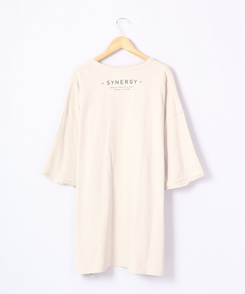 FUNALIVE（ファンアライブ）の「AMERICAN FUDGE ヘビーウェイト刺繍BIGTシャツ（Tシャツ/カットソー・レディース・ダークブルー/ブラック/ナチュラル/グレイッシュベージュ・FREE）」の18枚目の写真
