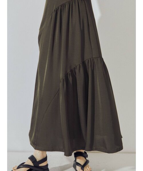 UN3D.（アンスリード）の「カーブギャザーキャミワンピース（ワンピース・レディース・ブラック/カーキ・36/38）」の11枚目の写真