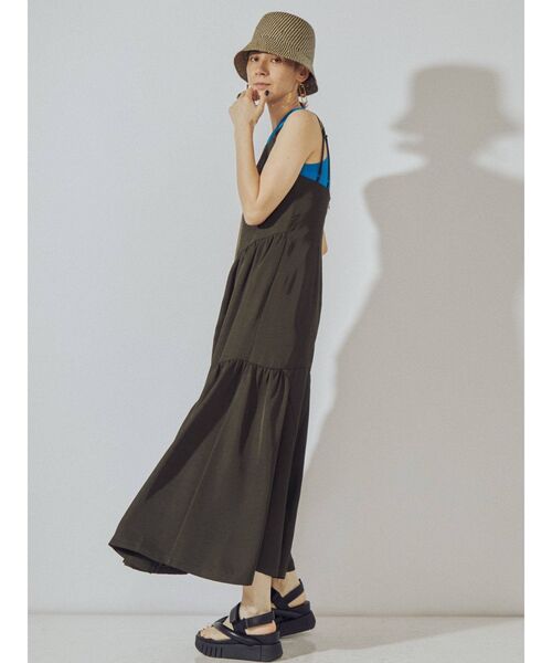 UN3D.（アンスリード）の「カーブギャザーキャミワンピース（ワンピース・レディース・ブラック/カーキ・36/38）」の14枚目の写真