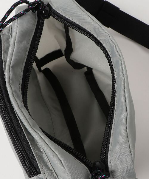 FREDRIK PACKERS（フレドリックパッカーズ）の「FREDRIK PACKERS / フレドリックパッカーズ 210D ACTIVE PACK（ボディバッグ/ウエストポーチ・レディース・ブラック/グリーン系その他/ネイビー/レオパード/イエロー/カーキ/ホワイト/シルバー・ONESIZE）」の12枚目の写真