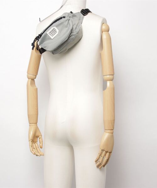FREDRIK PACKERS（フレドリックパッカーズ）の「FREDRIK PACKERS / フレドリックパッカーズ 210D ACTIVE PACK（ボディバッグ/ウエストポーチ・レディース・ブラック/グリーン系その他/ネイビー/レオパード/イエロー/カーキ/ホワイト/シルバー・ONESIZE）」の21枚目の写真