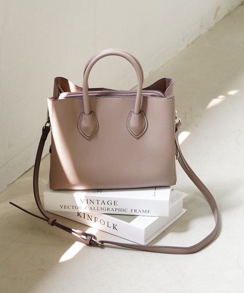 IAMUSE（アイアミューズ）の「【どんなシーンにも馴染むシーンレスバッグ】コンパクトショルダーバッグ S0080【IAMUSE】（ショルダーバッグ・レディース・モカ/ブラック/グレイッシュベージュ/アイボリー/ブルーグレー・FREE）」の14枚目の写真