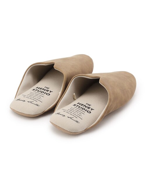 one'sterrace（ワンズテラス）の「ピエーデ PUスリム型スリッパ（ルームシューズ/スリッパ・レディース・ブラック/ナチュラル/グレー系・03/02）」の7枚目の写真