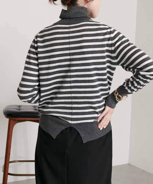 COLLAGE GALLARDAGALANTE（コラージュガリャルダガランテ）の「ベーシックにアクセントを/程よいオシャレは飽きが来ない/スリットタートルニット（ニット/セーター・レディース・ホワイト/ブラック/オフホワイト/グリーン/ピンク・FREE）」の2枚目の写真