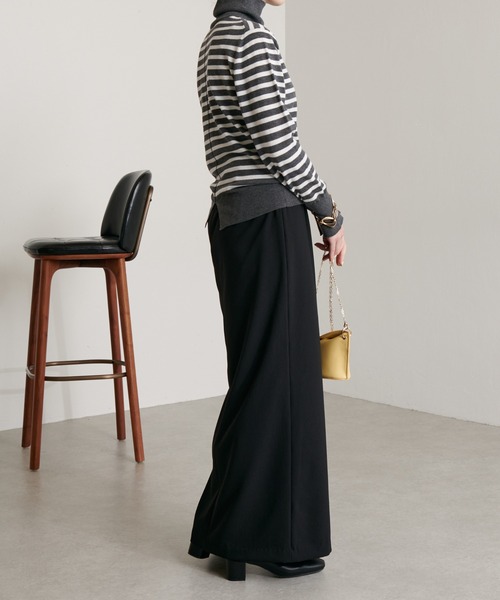 COLLAGE GALLARDAGALANTE（コラージュガリャルダガランテ）の「ベーシックにアクセントを/程よいオシャレは飽きが来ない/スリットタートルニット（ニット/セーター・レディース・ホワイト/ブラック/オフホワイト/グリーン/ピンク・FREE）」の12枚目の写真