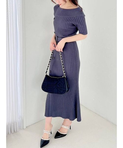 RESEXXY（リゼクシー）の「アシンメトリーニットワンピース（ワンピース・レディース・ブラック/ベージュ/ブルー・FREE）」の3枚目の写真