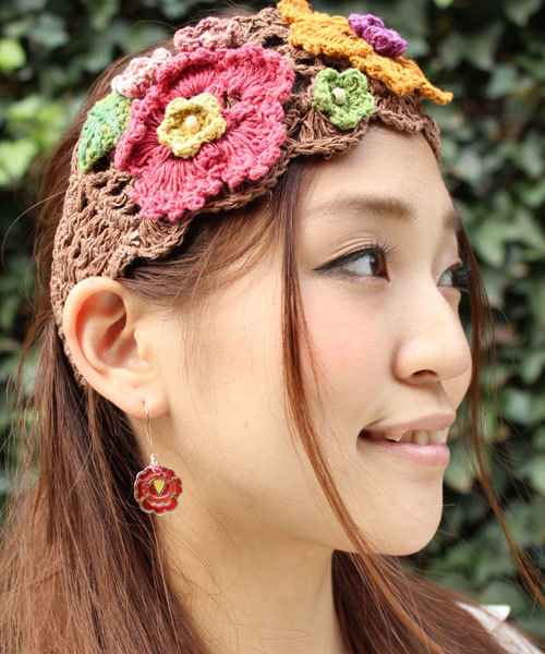 チャイハネ(チャイハネ)の「【チャイハネ】FLOWERクロッシュヘアバンド(ヘアバンド・レディース・キナリ/グリーン/イエロー/ラベンダー/ブラウン/モカ・FREE)」の3枚目の写真