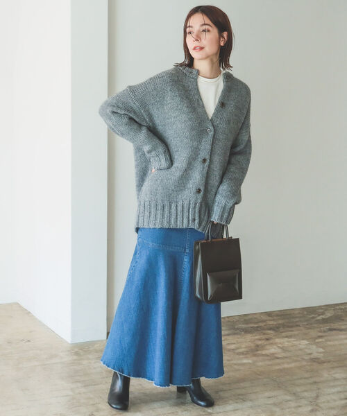 B:MING by BEAMS（ビーミングバイビームス）の「SOMETHING × B:MING by BEAMS / 別注 マーメード スカート 22AW（デニムスカート・レディース・インディゴブルー/ライトインディゴブルー・SMALL/MEDIUM）」の5枚目の写真