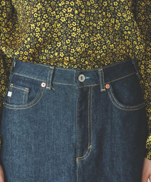 B:MING by BEAMS（ビーミングバイビームス）の「SOMETHING × B:MING by BEAMS / 別注 マーメード スカート 22AW（デニムスカート・レディース・インディゴブルー/ライトインディゴブルー・SMALL/MEDIUM）」の20枚目の写真