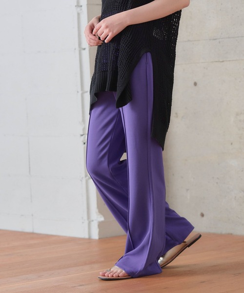 anown（アノン）の「カラーパンツ センタープレス パンツ フレアパンツ ストレッチ パンツ グリーン イエロー 通勤 きれいめ カジュアル ポケット付き（その他パンツ・レディース・ブラック/パープル/イエロー/グリーン/アイボリー/ピンク系・S/M/L）」の4枚目の写真