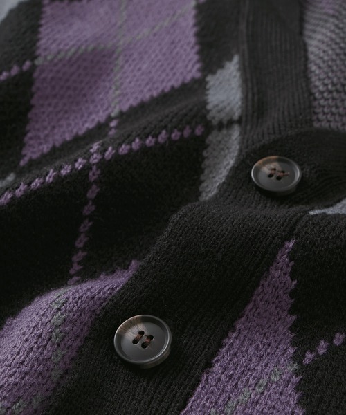 MONO-MART（モノマート）の「ボリュームWジャガードニットアーガイル柄ルーズカーディガン（カーディガン/ボレロ・メンズ・ブラック/ダークグリーン/イエロー/アイボリー/チャコール/ライトグレー/ブラック系/ブラウン/グリーン/ベージュ/ブルー/ライトグリーン/ライトピンク/ライトグレー系/アッシュブラウン・M/L）」の19枚目の写真