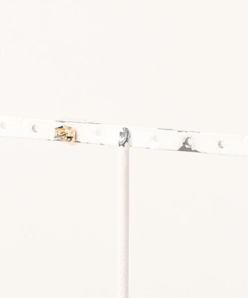 flower（フラワー）の「パールハートピアス（ピアス（片耳用）・レディース・ホワイト・FREE）」の2枚目の写真