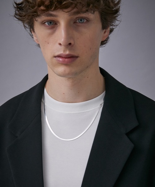 PUBLIC TOKYO(パブリックトウキョウ)の「【シルバー925】ヘリンボーンチェーンネックレス/スネークチェーン(ネックレス・メンズ・シルバー・FREE)」の4枚目の写真