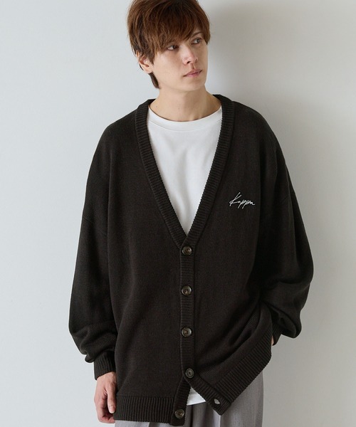 Kappa（カッパ）の「Kappa / カッパ 別注 ロゴ刺繍 オーバーサイズ ボリュームニットルーズカーディガン（カーディガン/ボレロ・メンズ・ダークグレー/グリーン/ブラック/グレイッシュベージュ/グレイッシュブルー・M/L）」の6枚目の写真