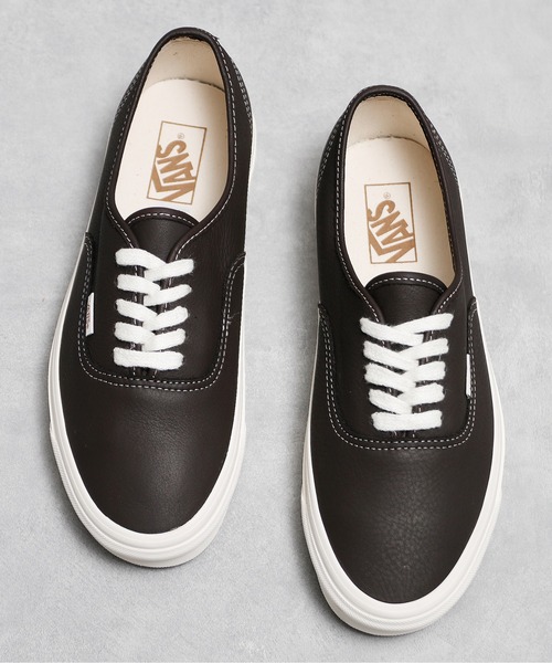 And A(アンドエー)の「VANS ヴァンズ / AUTHENTIC 44 DX ECO THEORY オーセンティック リサイクルレザー ローカットスニーカー / VN0A54F2BD3 VN0A5KX4CHC VN0A54F2BRO(スニーカー・レディース・ブラウン/ストーン/チョコ・24cm/23.5cm/24.5cm/23cm)」の1枚目の写真