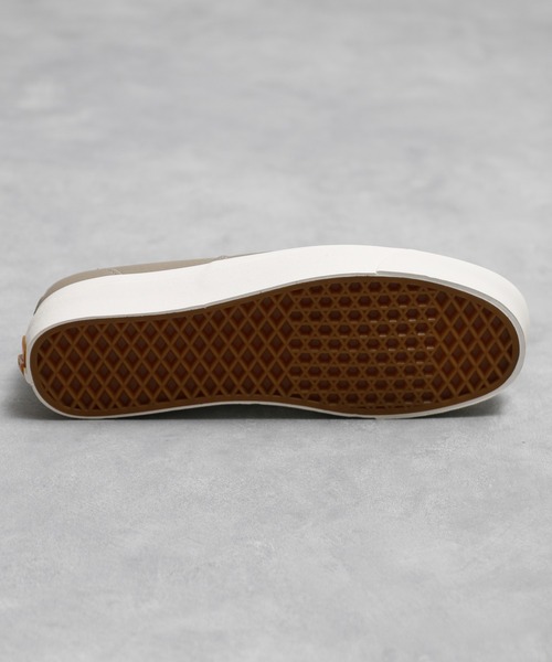 And A(アンドエー)の「VANS ヴァンズ / AUTHENTIC 44 DX ECO THEORY オーセンティック リサイクルレザー ローカットスニーカー / VN0A54F2BD3 VN0A5KX4CHC VN0A54F2BRO(スニーカー・レディース・ブラウン/ストーン/チョコ・24cm/23.5cm/24.5cm/23cm)」の13枚目の写真
