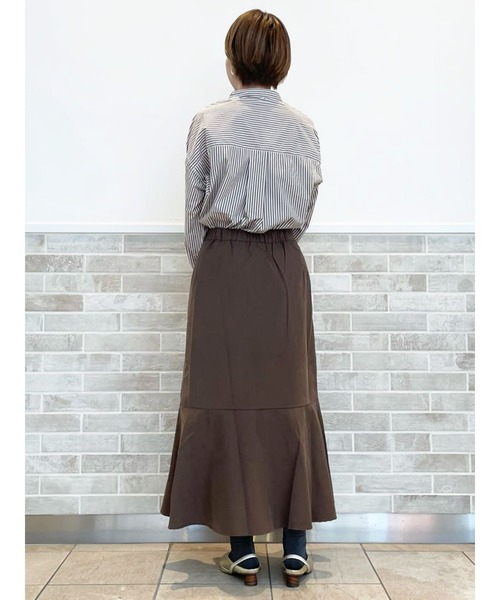 Lugnoncure（ルノンキュール）の「スエードマーメードスカート（スカート・レディース・ブラウン/グリーン/チャコール/ベージュ・ﾌﾘ-）」の9枚目の写真
