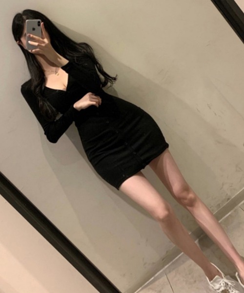 Jasmine Grandiflorum(ジャスミングランディフローラム)の「【Jasmine】セクシーVネックミニワンピース(ワンピース・レディース・ベージュ/ブラック・FREE)」の13枚目の写真