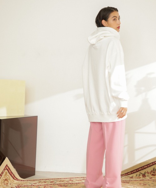 OKIRAKU(オキラク)の「(OKIRAKU×ROSE BUD)グラフィック&エンブロイド パーカー(パーカー・レディース・ホワイト系その他/グレー・ONE SIZE)」の13枚目の写真