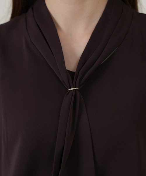 ASTORIA ODIER(アストリアオディール)の「リング付きボウタイブラウス(シャツ/ブラウス・レディース・ホワイト/ベージュ/ブラウン/ピンクベージュ・SMALL/MEDIUM)」の10枚目の写真