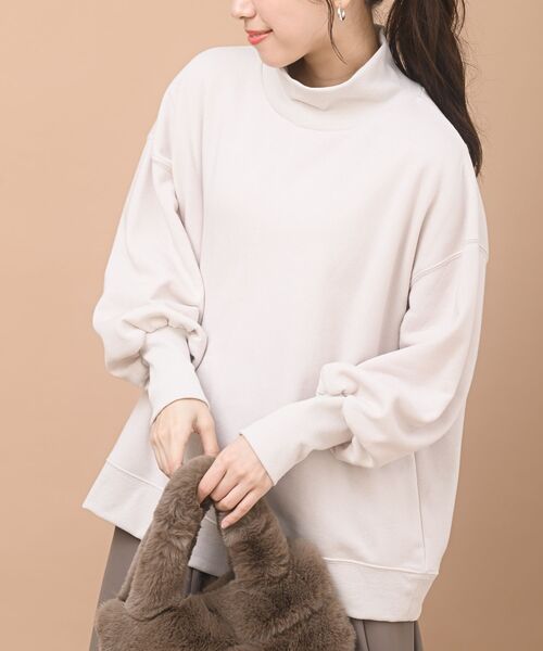 rps（アールピーエス）の「裏起毛ハイネックプルオーバー（スウェット・レディース・ブラック/パープル/アイボリー/モカ/グレー系その他/ライトグレー/ブラック系その他4・M/フリー）」の2枚目の写真