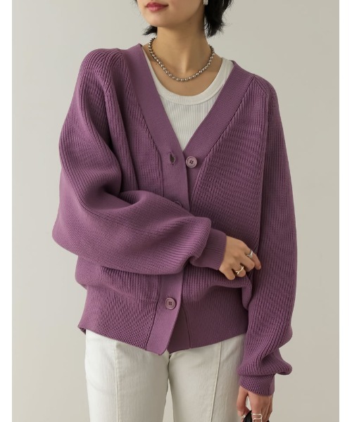 Re:EDIT（リエディ）の「[大きいサイズ有]スポンジニットラグランVネックカーディガン（カーディガン/ボレロ・レディース・ブラック/パープル/ブラウン/ブルー/グリーン/アイボリー・MEDIUM/LARGE/X-LARGE）」の6枚目の写真