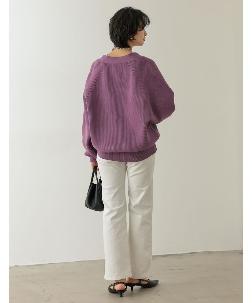 Re:EDIT（リエディ）の「[大きいサイズ有]スポンジニットラグランVネックカーディガン（カーディガン/ボレロ・レディース・ブラック/パープル/ブラウン/ブルー/グリーン/アイボリー・MEDIUM/LARGE/X-LARGE）」の14枚目の写真