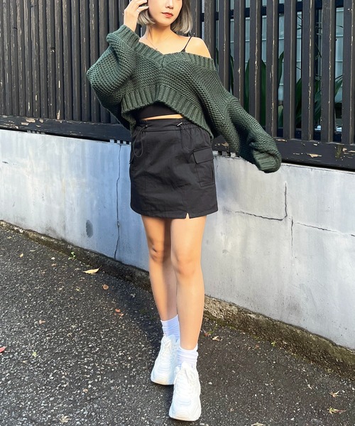 SPIRALGIRL(スパイラルガール)の「クロップドニットトップス(ニット/セーター・レディース・ピンク/グリーン/ブラック・FREE)」の4枚目の写真