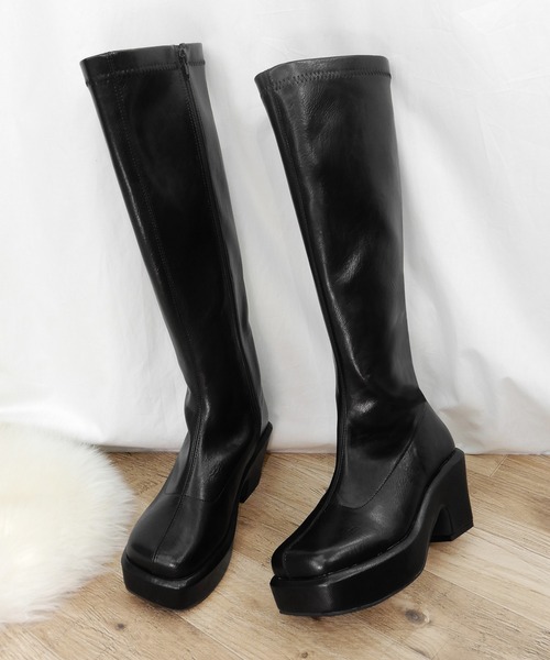 alala（アララ）の「バルキーヒールロング　◆（ブーツ・レディース・ブラック/ベージュ/モカ・S/M/L）」の4枚目の写真