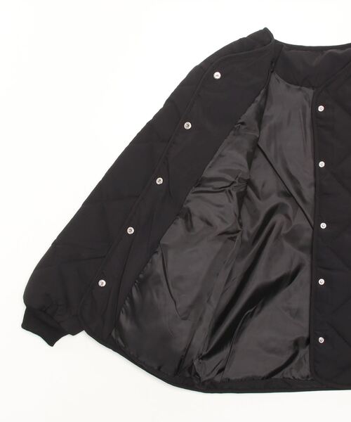 A.N.L(エーエヌエル レーベル)の「A.N.L ダイヤキルティング中綿ブルゾンジャケット(ブルゾン・レディース・ブラック/アイボリー/ベージュ・38)」の18枚目の写真