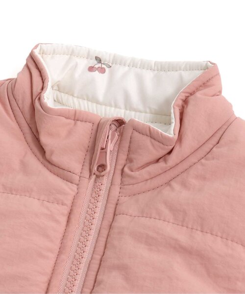 apres les cours（アプレレクール）の「WEB限定 中綿リバーシブルベスト_ウォッシャブル（ベスト・キッズ・ピンク/ベージュ/ラベンダー・90/110/130）」の18枚目の写真