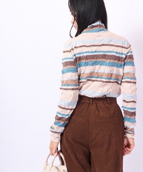 BRODIAEA(ブローディア)の「BRODIAEA シワ加工ニットボーダー ボトルネック(ニット/セーター・レディース・グリーン/シルバーグレー/ブラック/ベージュ・40)」の15枚目の写真