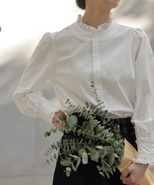 Doux Belle(ドゥーベル)の「フリルカラーギャザーブラウス(シャツ/ブラウス・レディース・ホワイト・SMALL/MEDIUM/LARGE/X-LARGE)」の12枚目の写真