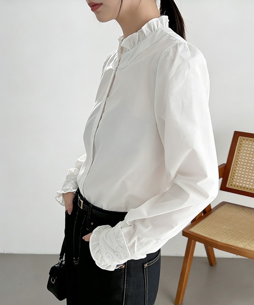 Doux Belle(ドゥーベル)の「フリルカラーギャザーブラウス(シャツ/ブラウス・レディース・ホワイト・SMALL/MEDIUM/LARGE/X-LARGE)」の18枚目の写真
